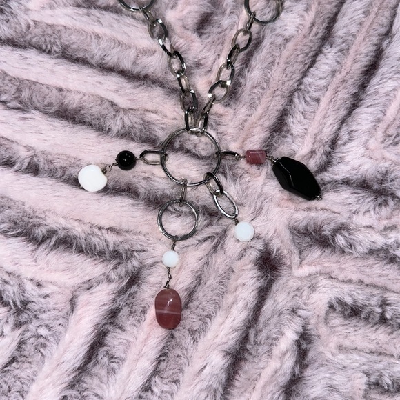 🛍️5 for $20🛍️ Necklace - Picture 5 of 5